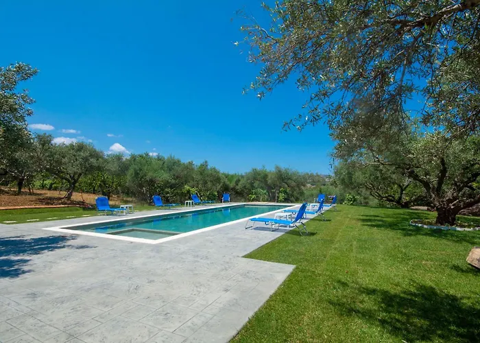 Village Drapanias Apartments